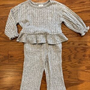 GAP Gray Ribbed Knit Baby Set